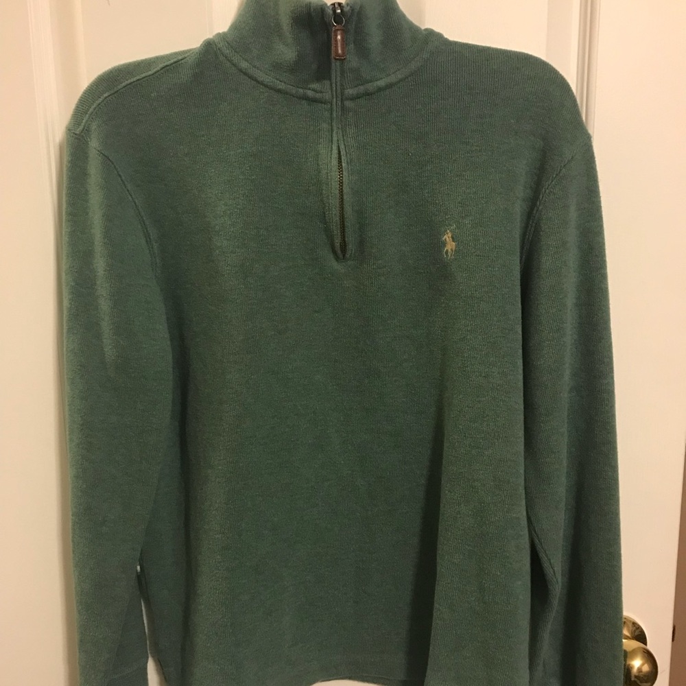 Men’s polo sweater size small